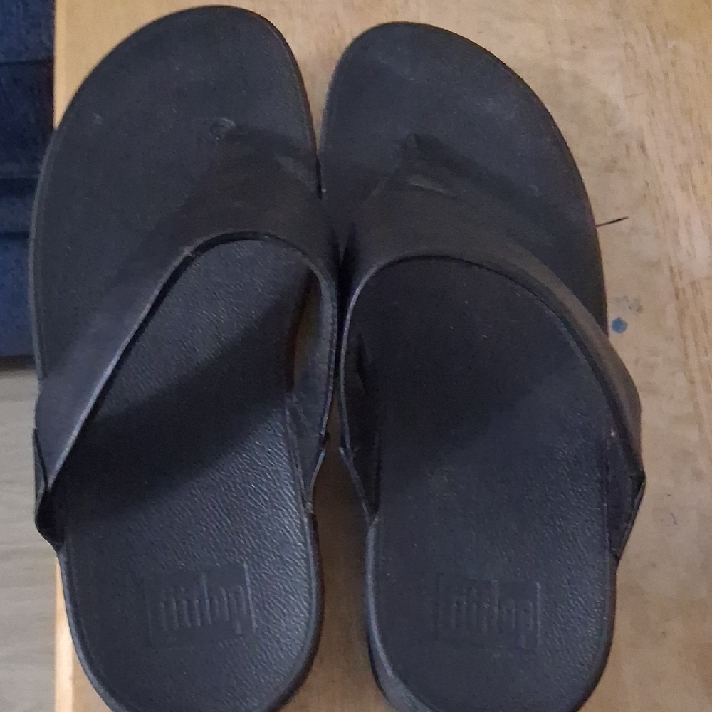 Fitflop Black Thong Sandals - Picture 7 of 8